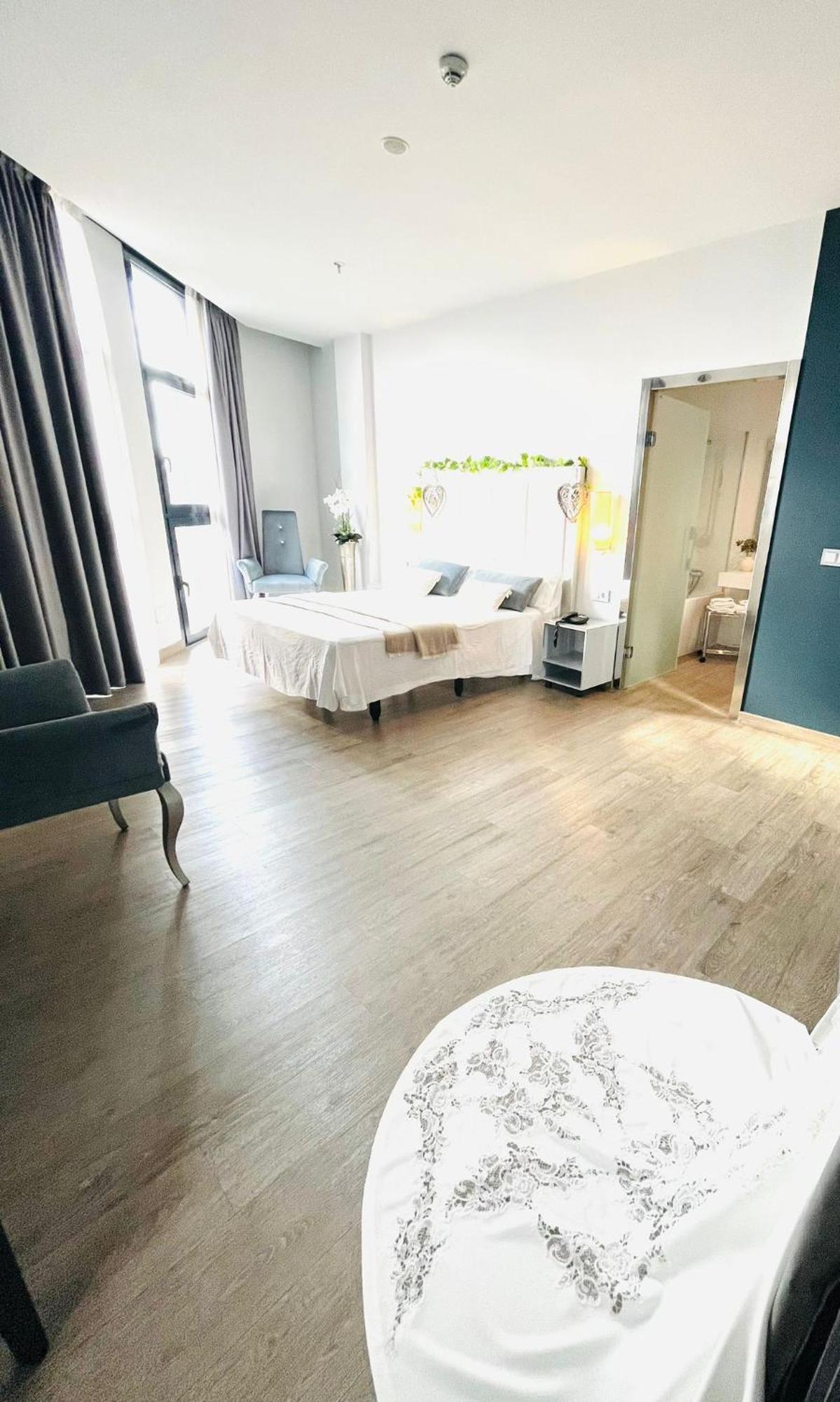 Hotel Santa Eulalia Puertollano Ngoại thất bức ảnh